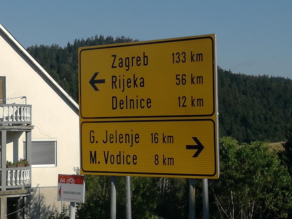 Kuca Za Odmor "Jasna" Apartman Crni Lug Kültér fotó