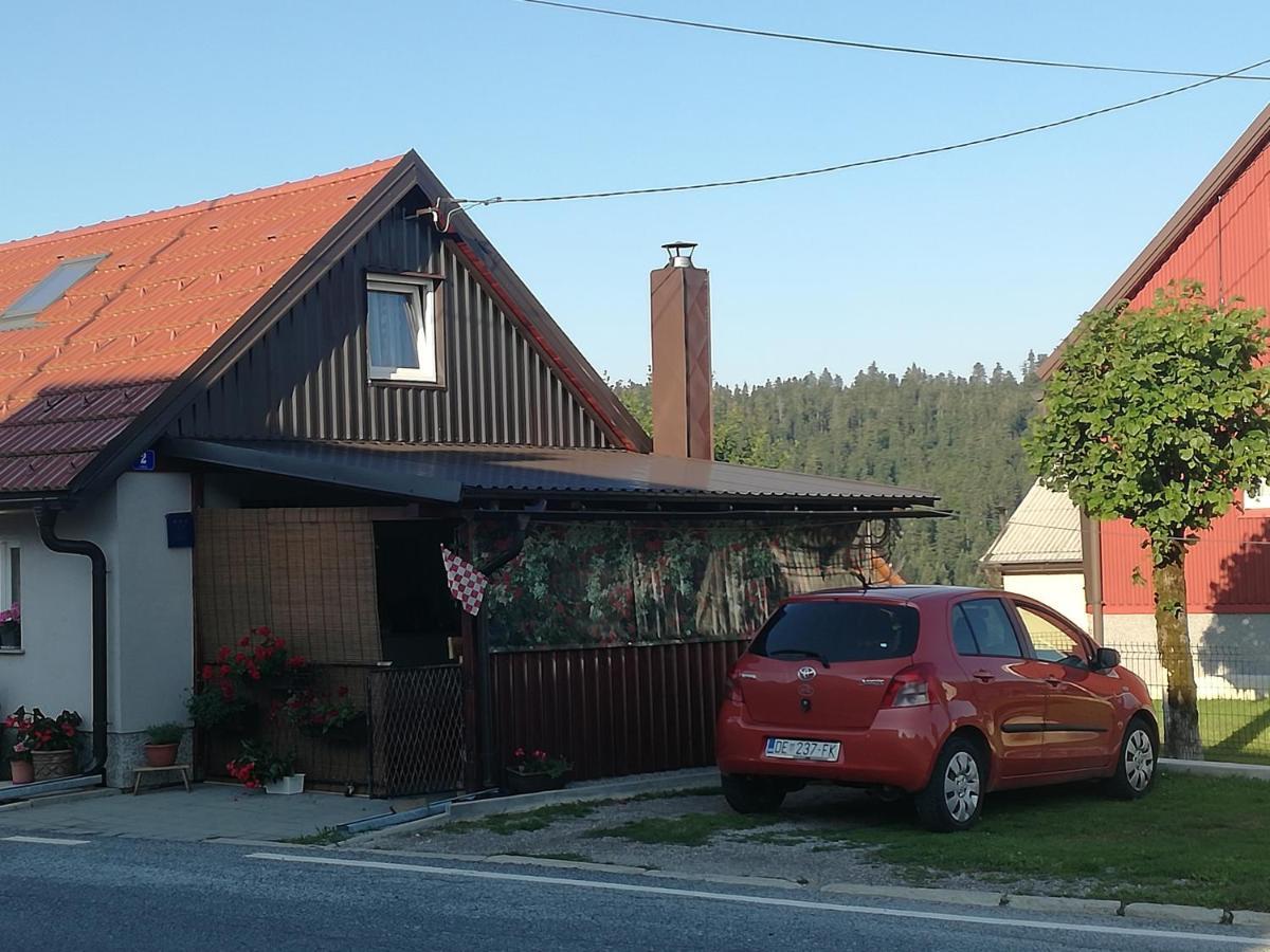 Kuca Za Odmor "Jasna" Apartman Crni Lug Kültér fotó