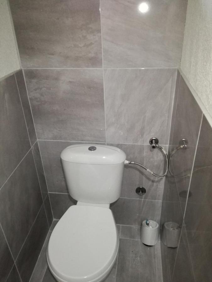 Kuca Za Odmor "Jasna" Apartman Crni Lug Kültér fotó